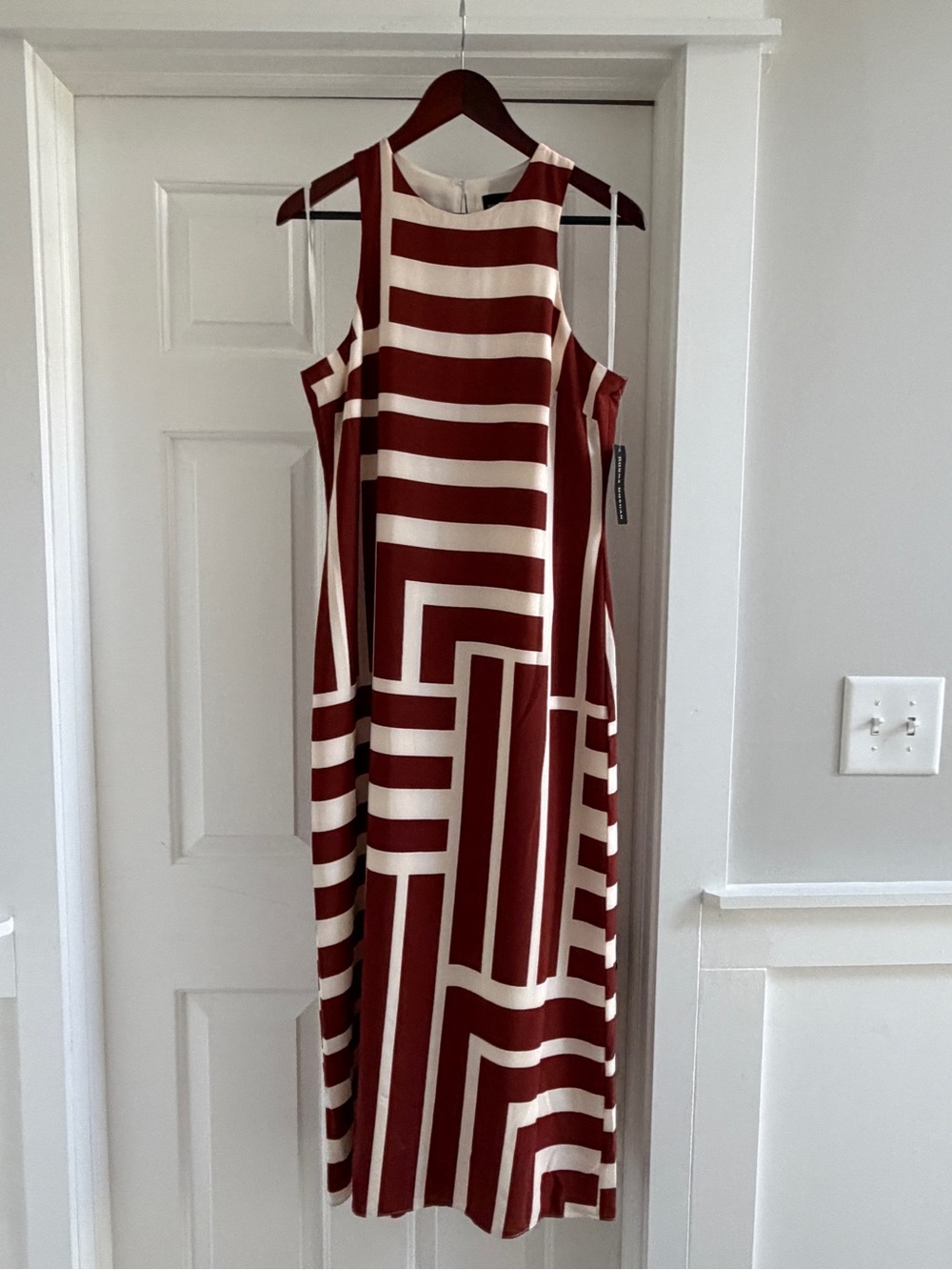 NWT Donna Morgan Geometric Maxi Dress